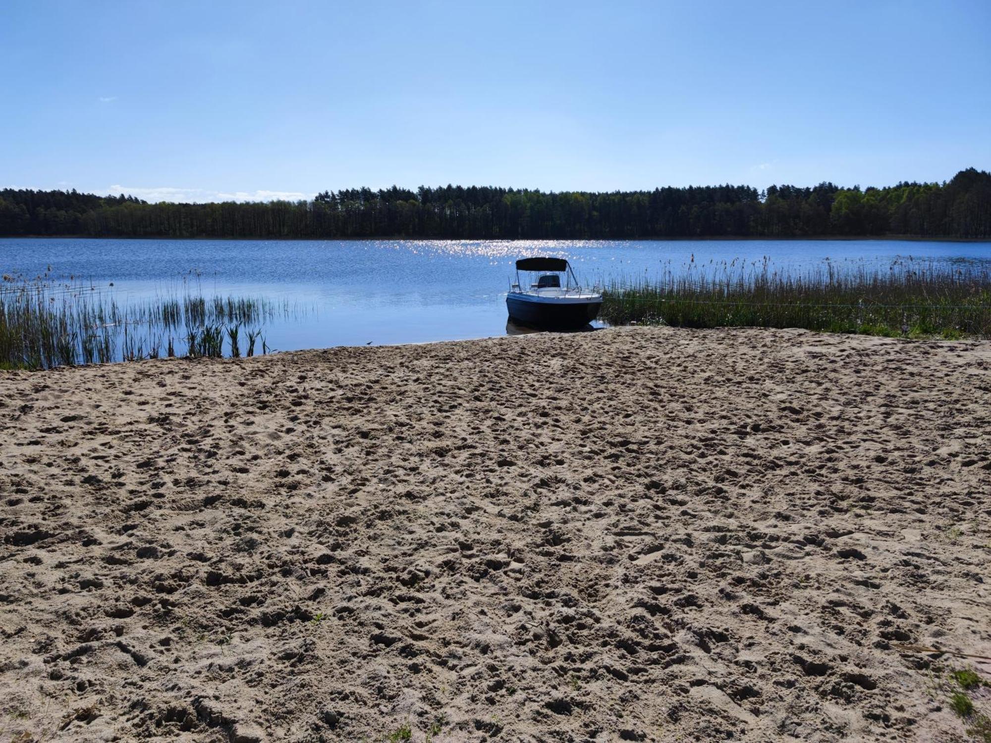 Domki Nad Jeziorem - Zalesie 7D Zalesie (Olsztyn) Eksteriør billede